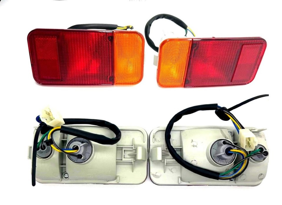 Tail light SUZUKI DA63