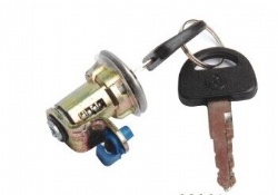 Front Door Lock Core w/keys   SUZUKI   ST90/ST40 82200-61840
